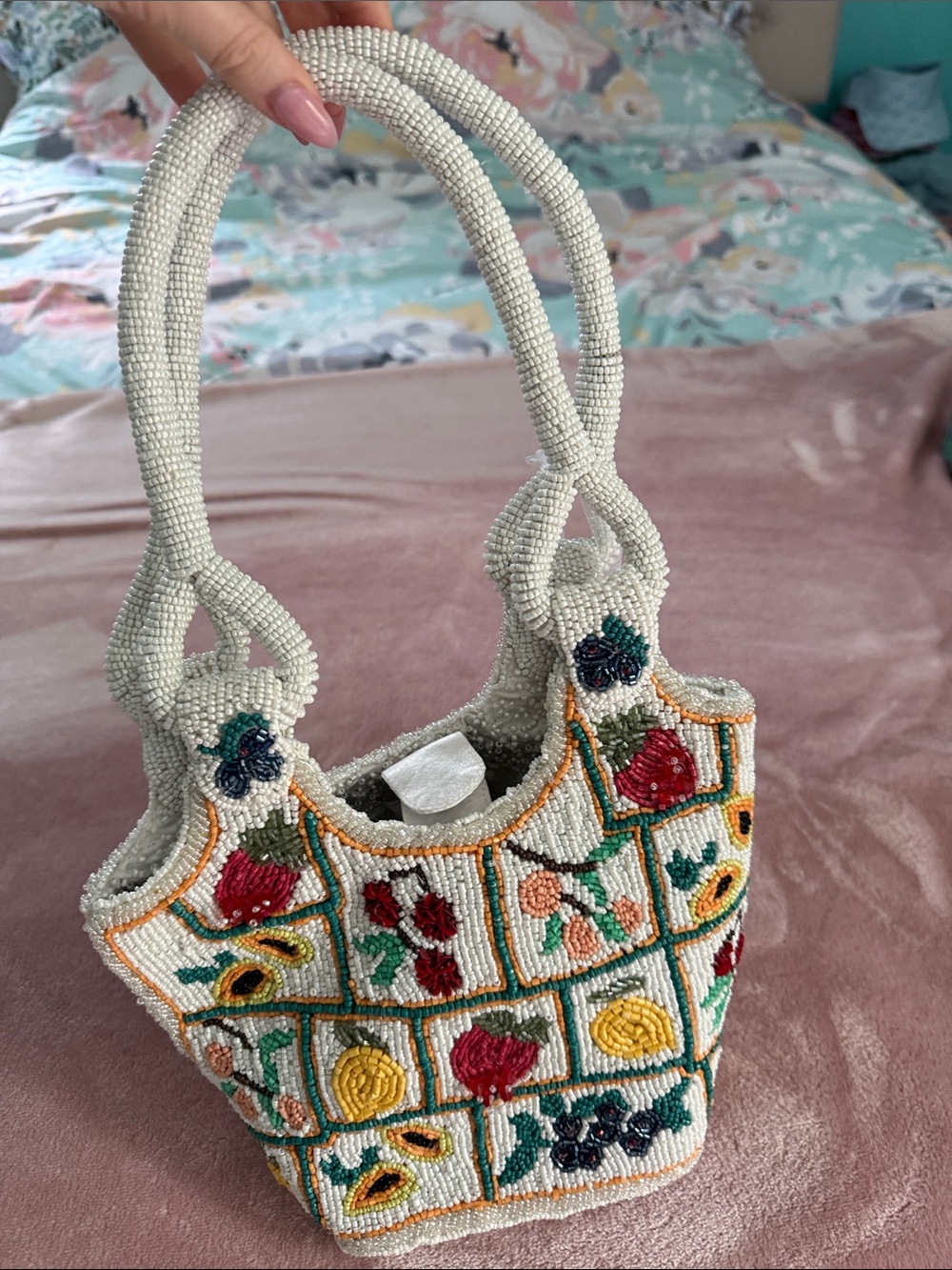 Multicolor fruit beaded bag NWT - Picture 8 of 8